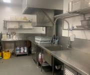 Magnificent Chicken & Chip takeaway, Gold Coast north, Near new equipment, Possible for 491 Visa! image 2