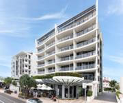 Exotic Cafe and Tea Shop in Picturesque Waterside Location Sunshine Coast image 2