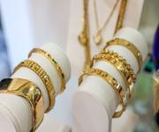 High Traffic Location | Premium Fashion Boutique For Sale image 2