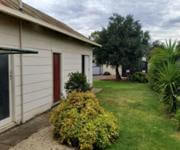 Freehold and Business General Store & Apartment image 11