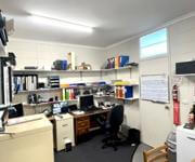 Blinds Business Devonport Tasmania Working Owners Profit >$129K Est 26 Yrs Part Managed image 5