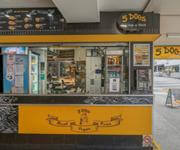 5 Dogs (hotdogs) Fortitude Valley Brisbane, TO $27,000 per week, Excellent location! image 2