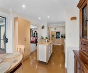 Prime Location Residence with Income or 3 BnB lets (stca) or Health Professional Rooms image 27