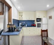 Prime Location Residence with Income or 3 BnB lets (stca) or Health Professional Rooms image 38