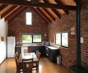 HOLIDAY COTTAGES, COASTAL, MOTEL image 12